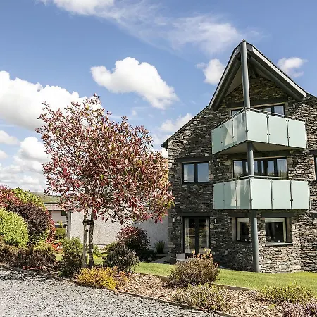 Carus Golf Penthouse * Burneside