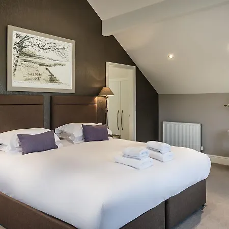 Carus Golf Penthouse * Burneside
