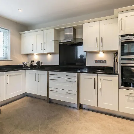 Carus Golf Penthouse * Burneside